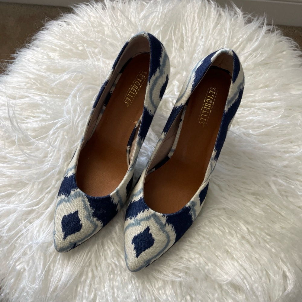Seychelles Blue Abstract Ikat Fabric Heels Anthropologie Pump Geometric Size 6
